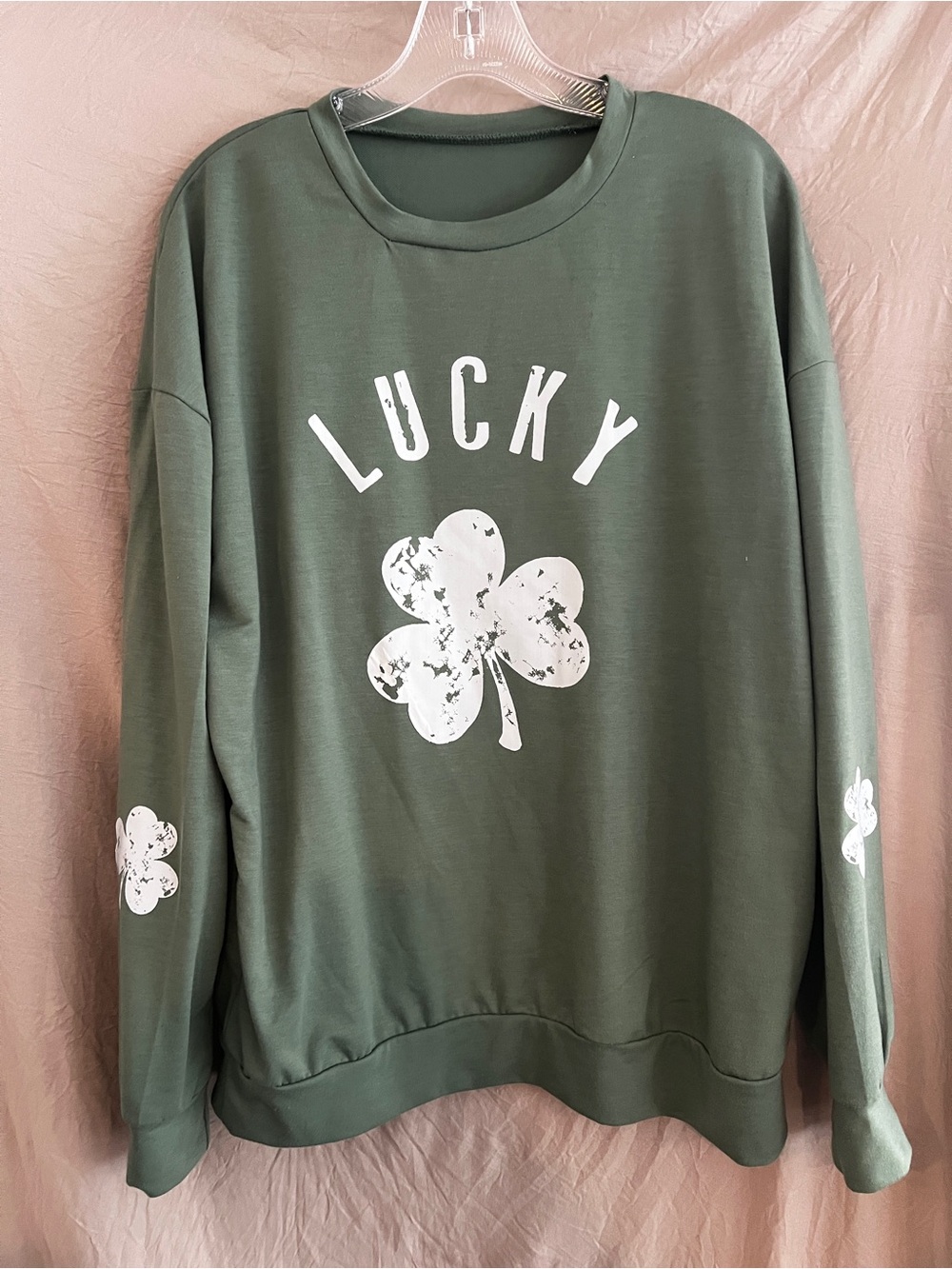 Lucky Shamrock Graphic Sweatshirt - Olive Green